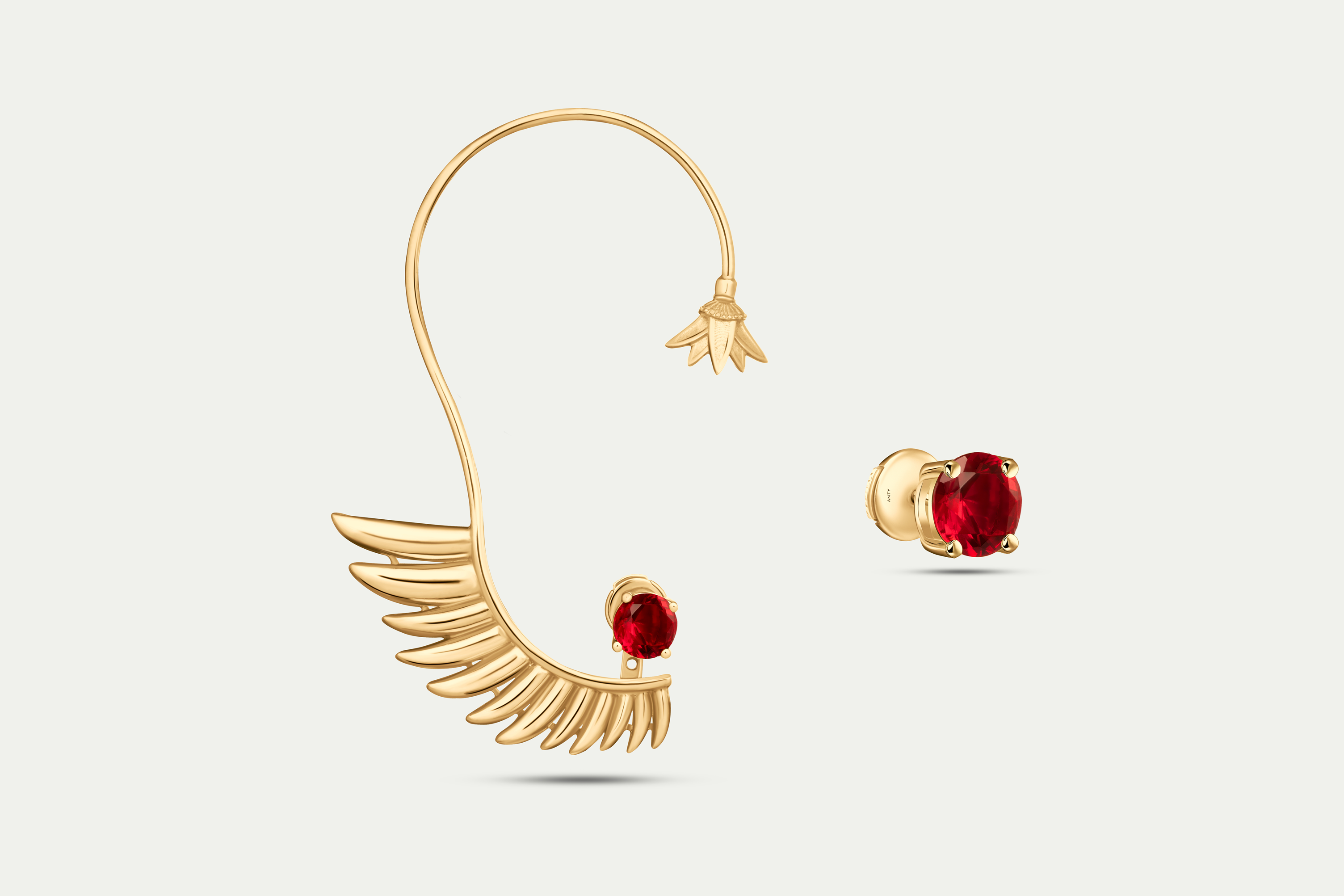 Queen Isis Gold Earrings